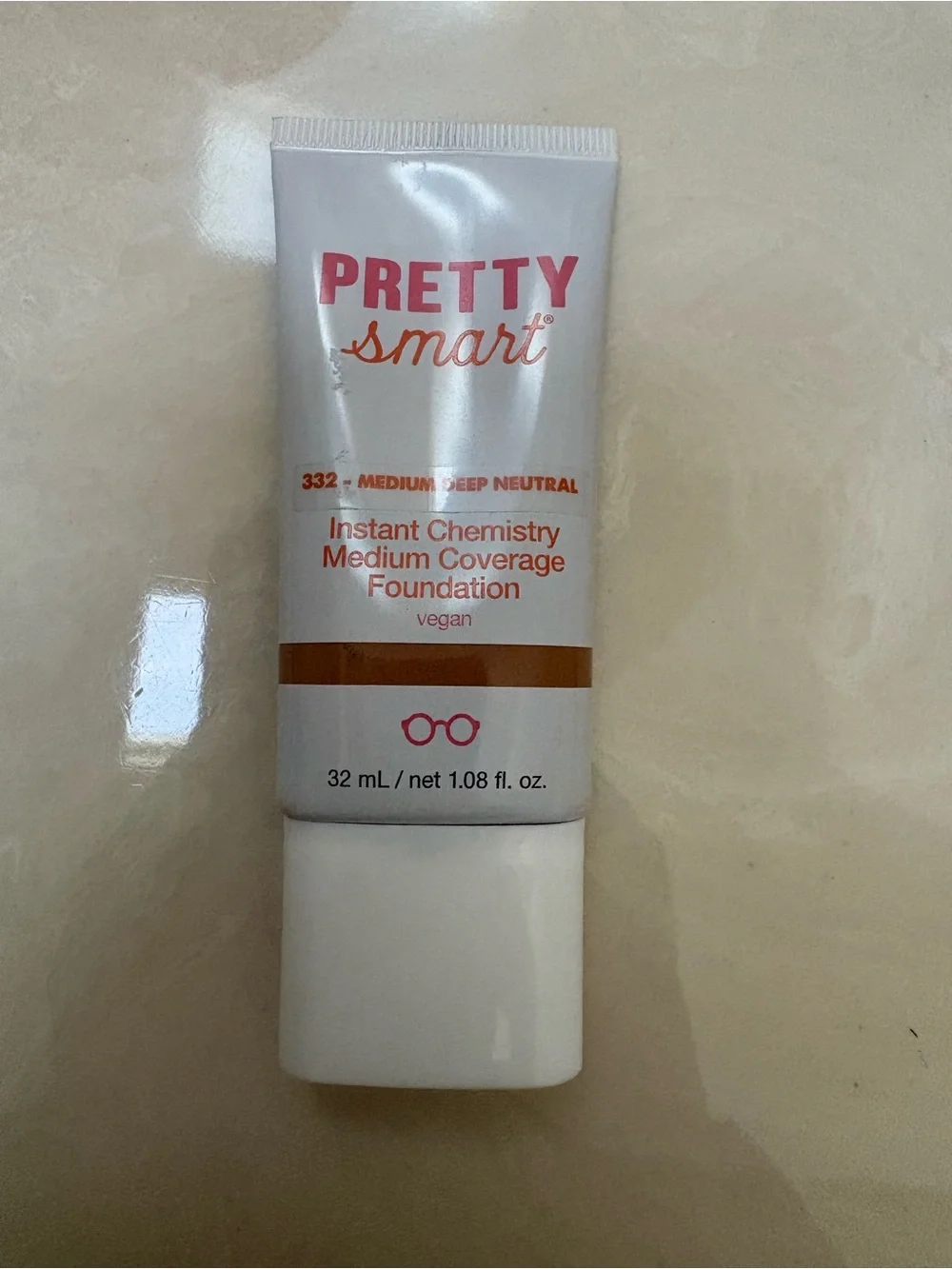 Instant Chemistry foundation Coverage Foundation 332 Medium Deep Neutral